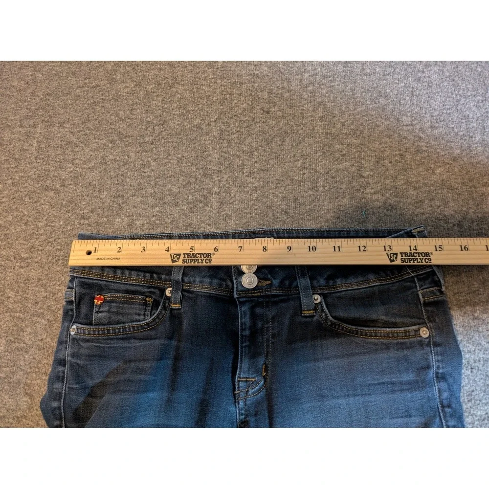 Hudsons Bay Company product pair
